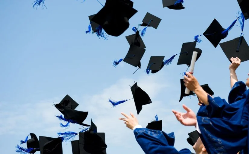 عبارات تخرج من الجامعة