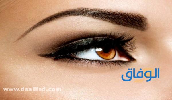 العيون البنية