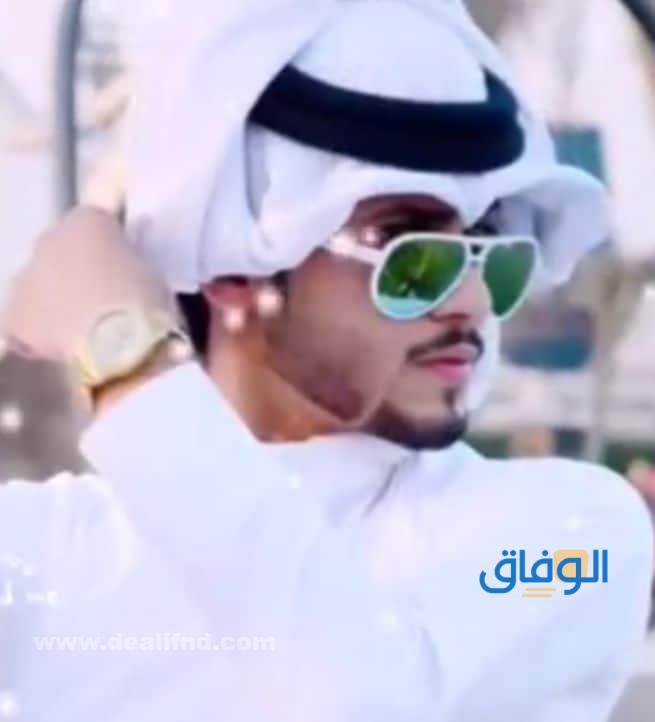 خلفيات رجل سعودي