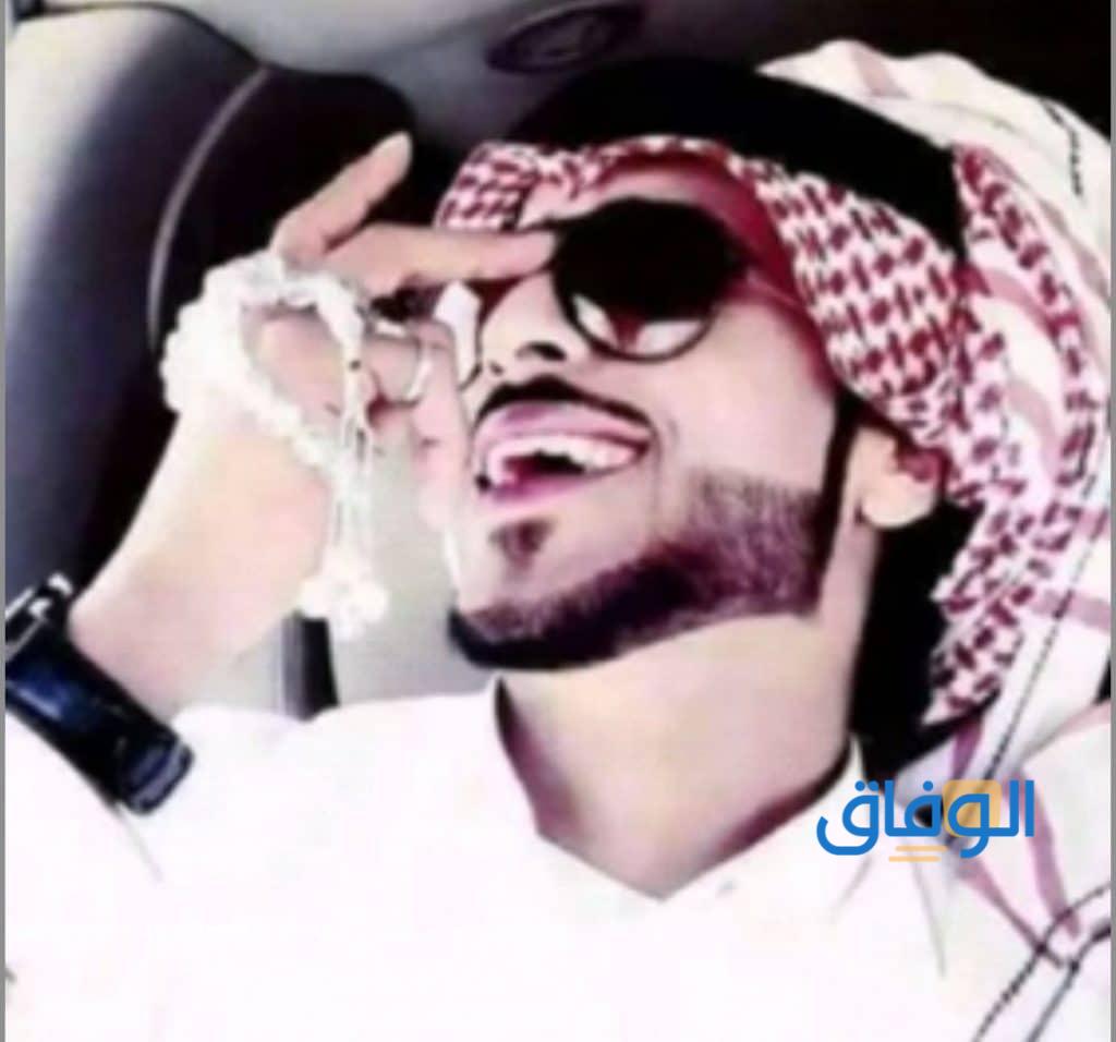 خلفيات رجل سعودي