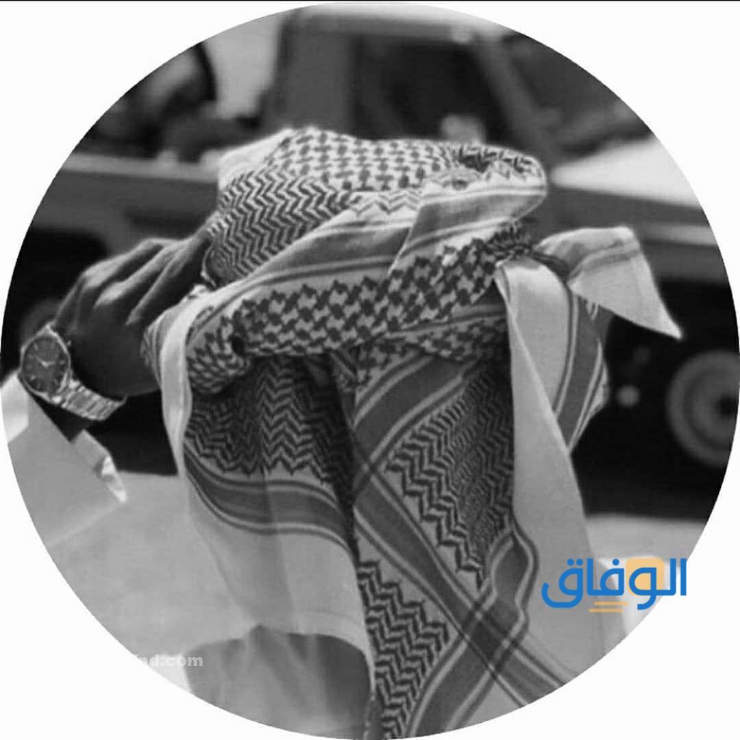 خلفيات رجل سعودي
