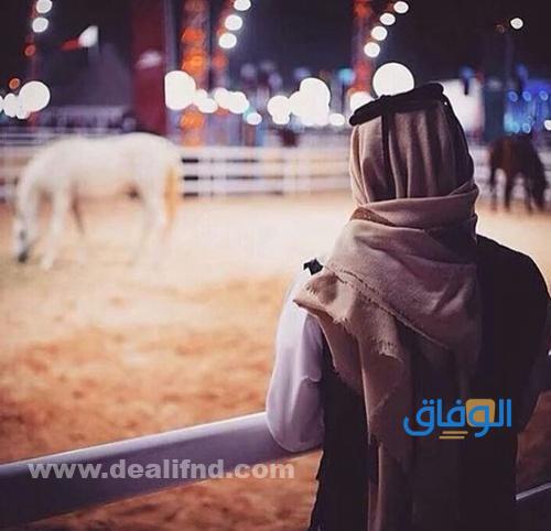خلفيات رجل سعودي