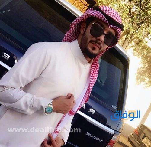 خلفيات رجل سعودي